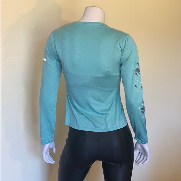 Brooks Long Sleeve Athletic Shirt - Picture 4 of 7